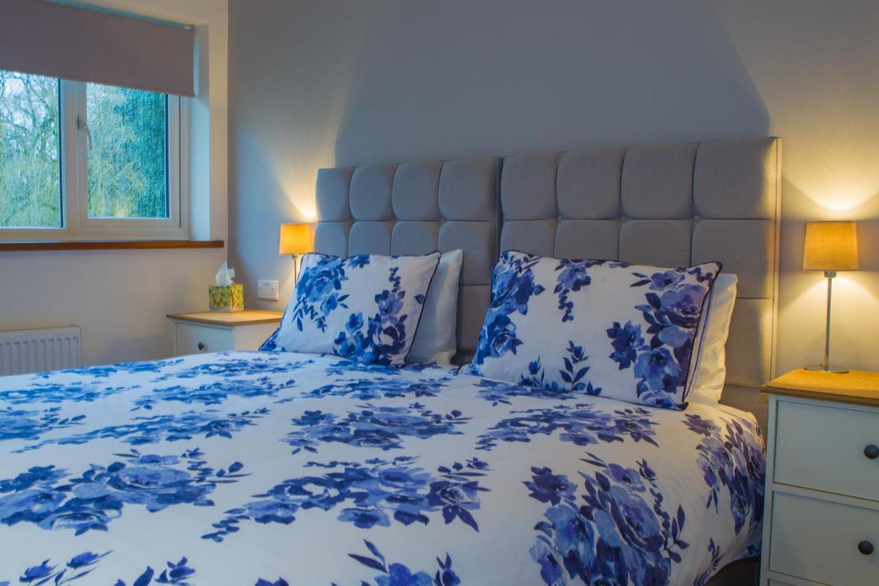 Blyth Lodge B&B 黑尔斯沃思 外观 照片