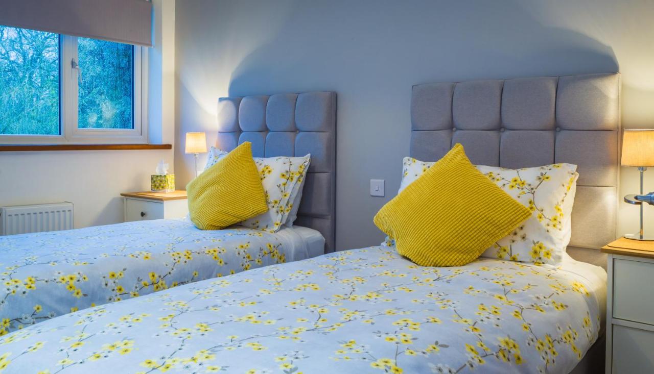 Blyth Lodge B&B 黑尔斯沃思 外观 照片