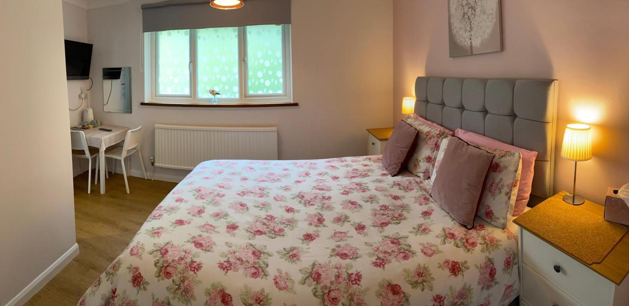 Blyth Lodge B&B 黑尔斯沃思 外观 照片