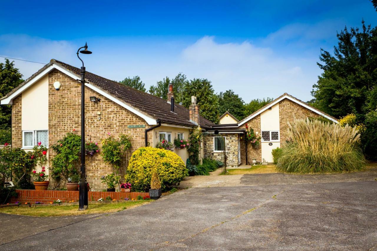 Blyth Lodge B&B 黑尔斯沃思 外观 照片